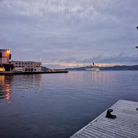 Apartamento 3 Min Walk To Bryggen - Spacious & Bright Bergen