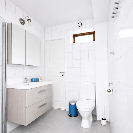 Apartamento 3 Min Walk To Bryggen - Spacious & Bright Bergen